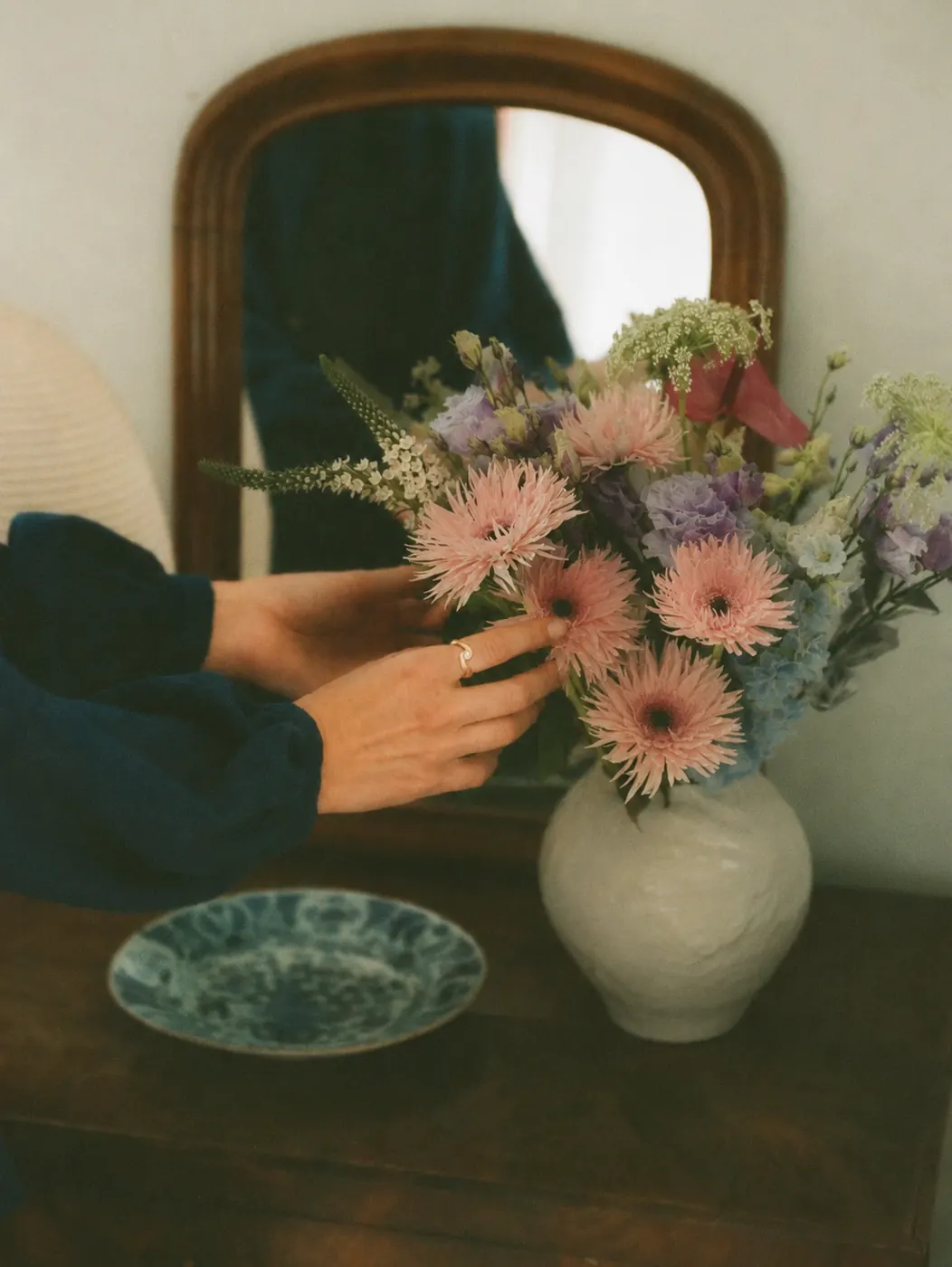 Bouquet composé devant un miroir